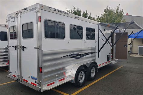 featherlite 9807 horse trailer.